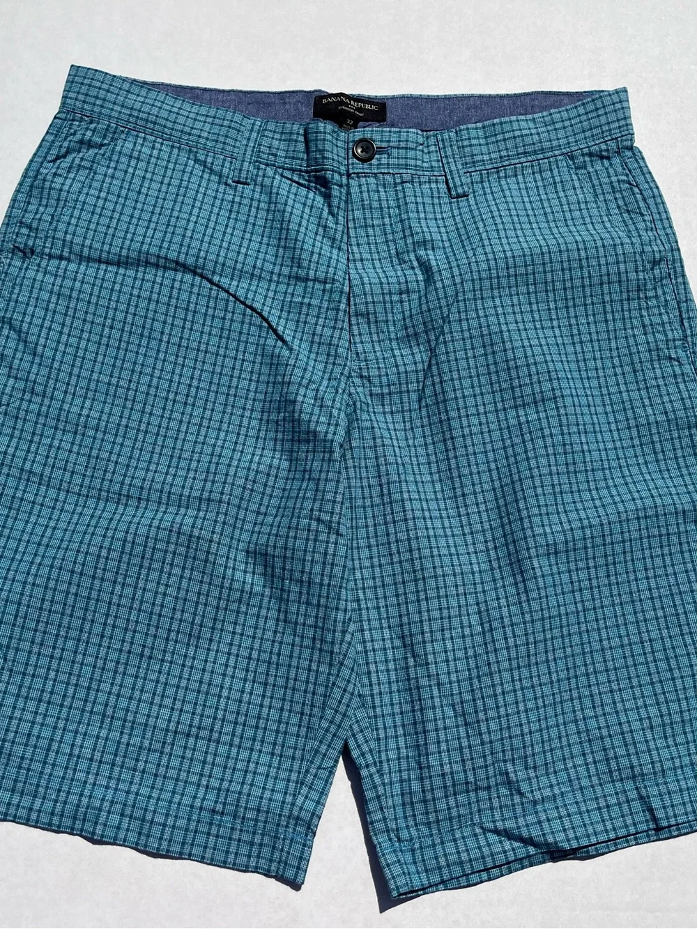 Lot of 2 Banana Republic Shorts Size 32 Slim Flat Front Chino Navy Teal Plaid